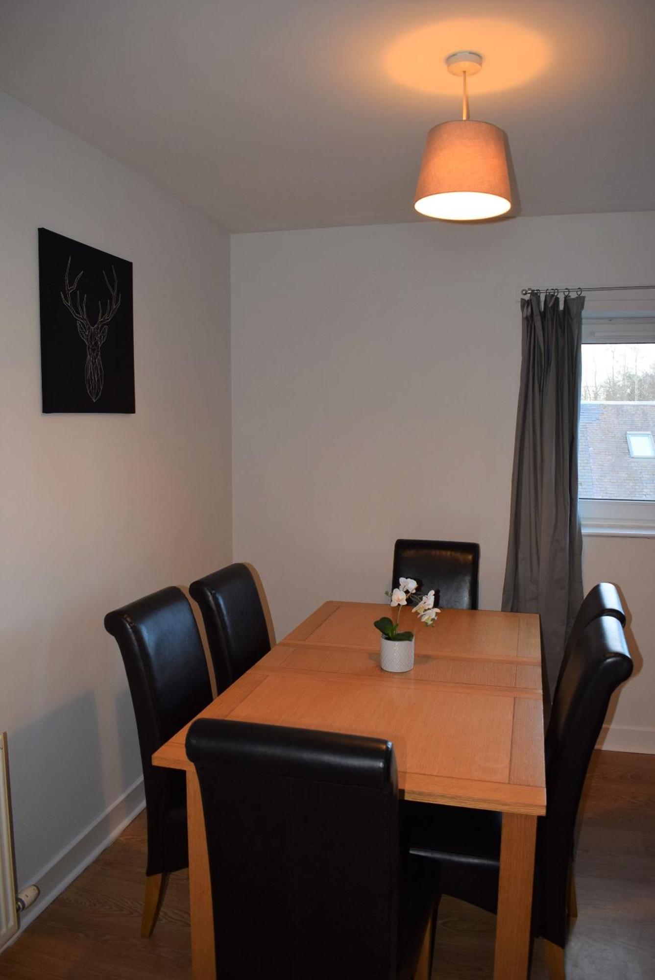 Kelpies Serviced Apartments Callum- 3 Bedrooms- Sleeps 6 Livingston Esterno foto